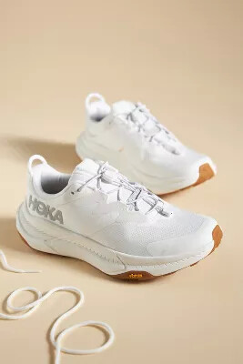 THE WHITE RUNNER for spring : HOKA® Transport&nbsp;Sneakers
